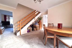 Dining Room - click for photo gallery